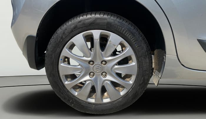 2017 Maruti Baleno ALPHA PETROL 1.2, Petrol, Manual, 39,242 km, Right Rear Wheel