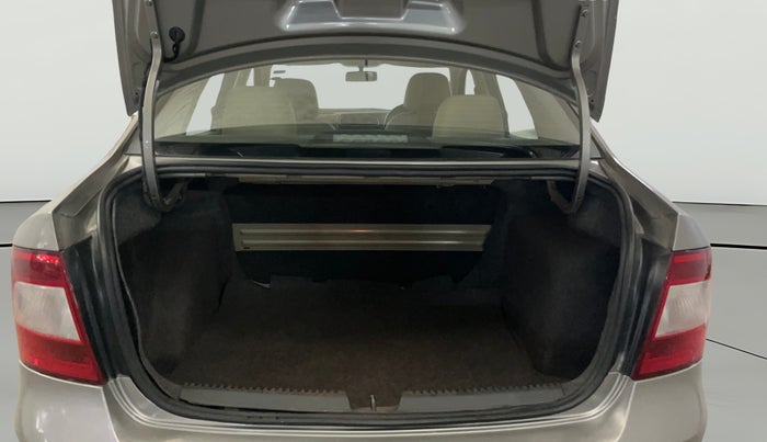 2014 Skoda Rapid AMBITION 1.6 MPI MT PLUS, Petrol, Manual, 61,039 km, Boot Open Zoomed View