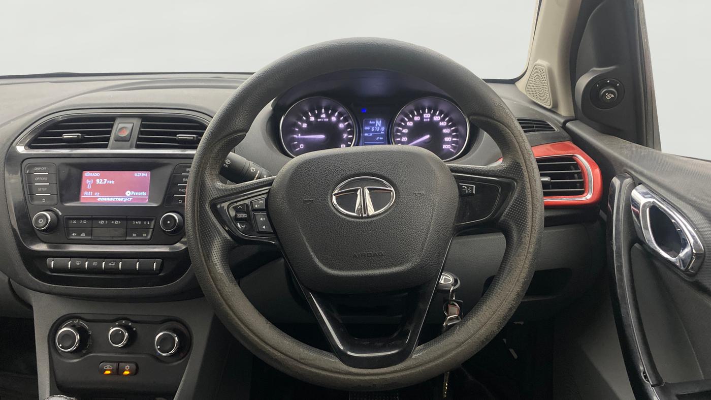 2018 Tata TIGOR XZA PETROL, Petrol, Automatic, 67,615 km, Steering Wheel Close Up