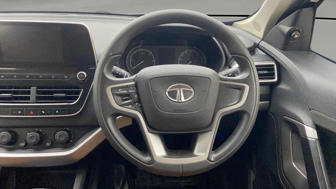 2019 Tata Harrier XM 2.0L KRYOTEC, Diesel, Manual, 47,377 km, Steering Wheel Close Up
