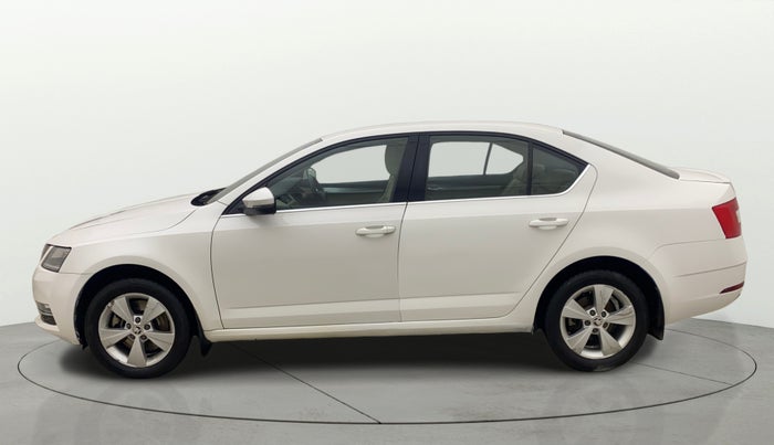 2019 Skoda Octavia STYLE 1.8 TSI AT, Petrol, Automatic, 1,12,805 km, Left Side