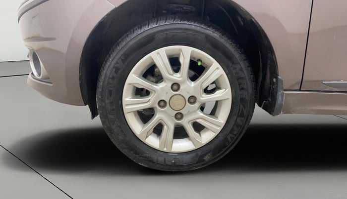 2018 Tata Tiago XZ PETROL, Petrol, Manual, 42,070 km, Left Front Wheel