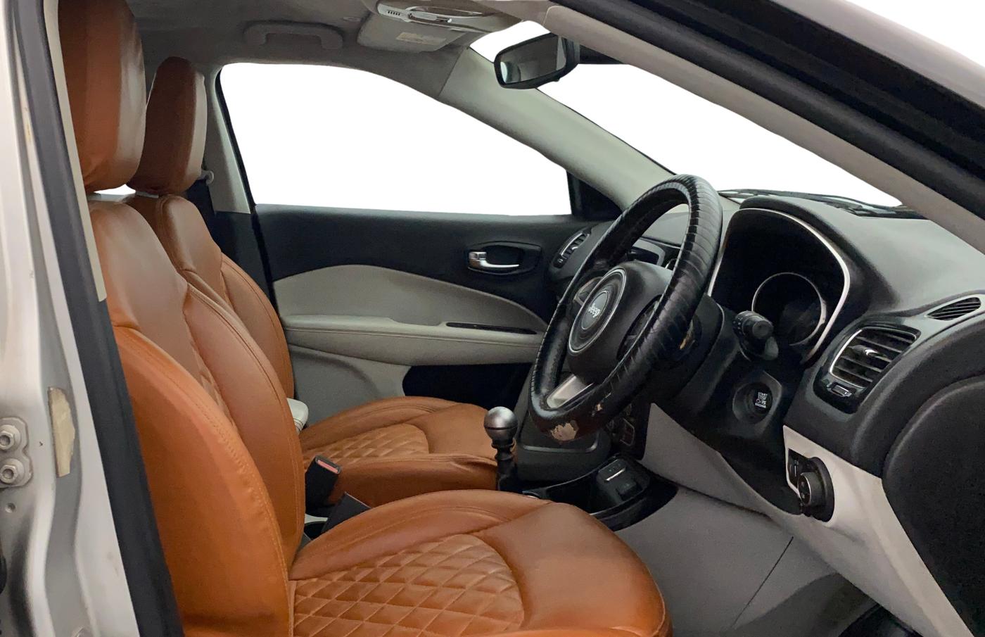 2017 Jeep Compass LIMITED (O) 2.0 DIESEL, Diesel, Manual, 91,339 km, Right Side Front Door Cabin