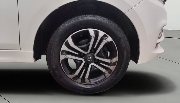 2022 Tata Tiago XZ PLUS CNG, CNG, Manual, 47,300 km, Right Front Wheel