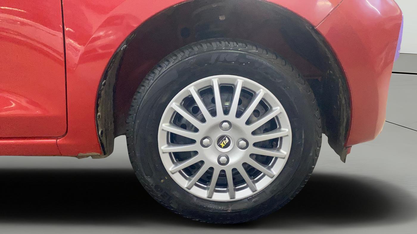 2022 Maruti Alto K10 VXI PLUS, Petrol, Manual, 42,581 km, Right Front Wheel