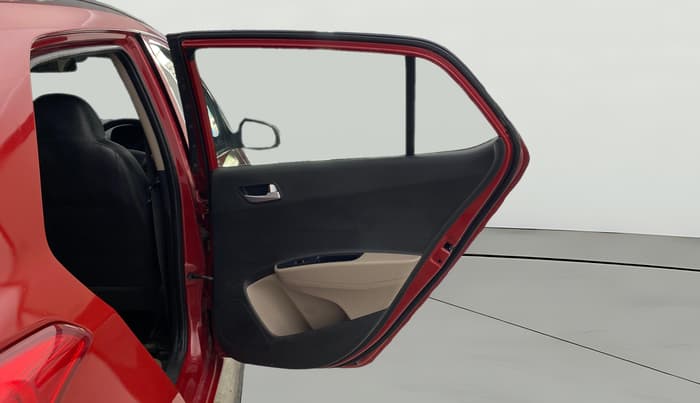 2017 Hyundai Grand i10 SPORTZ (O) AT 1.2 KAPPA VTVT, Petrol, Automatic, 61,109 km, RHS Rear Door