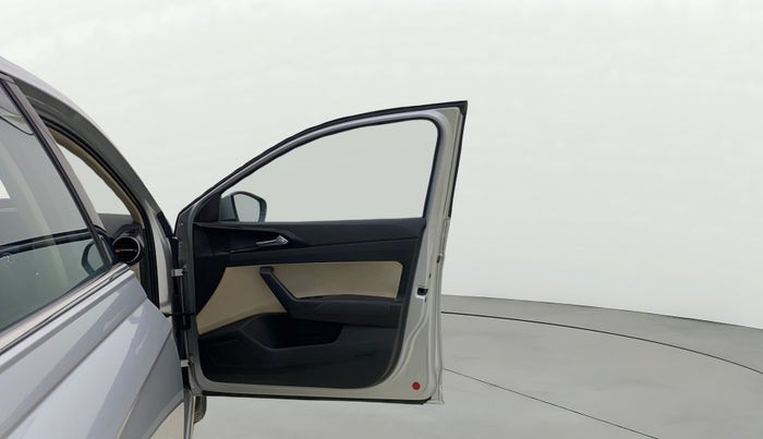 2022 Skoda SLAVIA STYLE 1.5L TSI DSG, Petrol, Automatic, 70,942 km, RHS Front Door