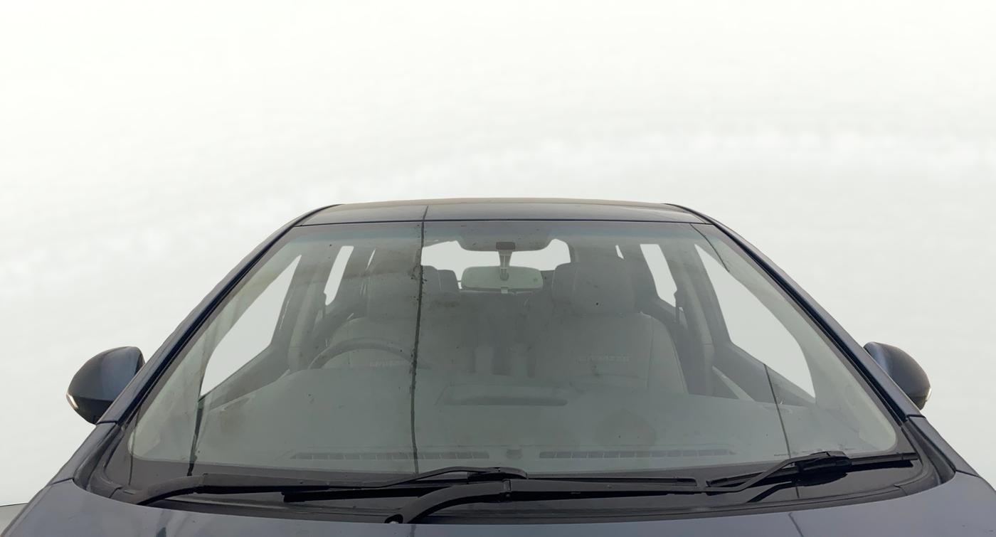2018 Mahindra MARAZZO M6 7 STR, Diesel, Manual, 30,656 km, Front Windshield