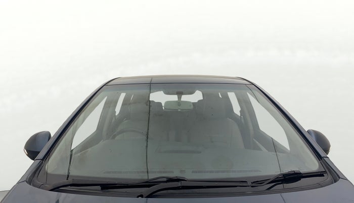 2018 Mahindra MARAZZO M6 7 STR, Diesel, Manual, 30,656 km, Front Windshield