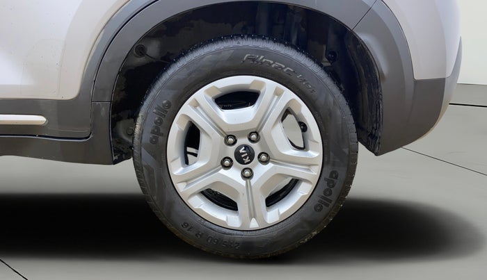 2020 KIA SONET HTX 1.0 IMT, Petrol, Manual, 17,370 km, Left Rear Wheel