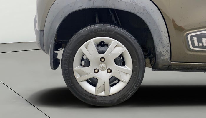 2020 Renault Kwid RXT 1.0 (O), Petrol, Manual, 22,444 km, Right Rear Wheel