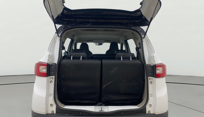 2022 Renault TRIBER RXZ AMT DUAL TONE, Petrol, Automatic, 30,814 km, Boot Open Zoomed View