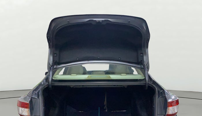 2018 Toyota YARIS G MT, Petrol, Manual, 44,207 km, Boot Door Open