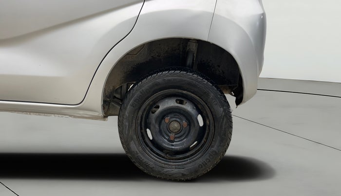 2017 Datsun Redi Go S, Petrol, Manual, 54,363 km, Left Rear Wheel