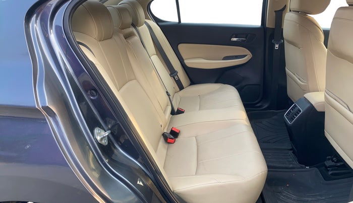 2022 Honda City 1.5L I-VTEC ZX CVT, Petrol, Automatic, 41,540 km, Right Side Rear Door Cabin