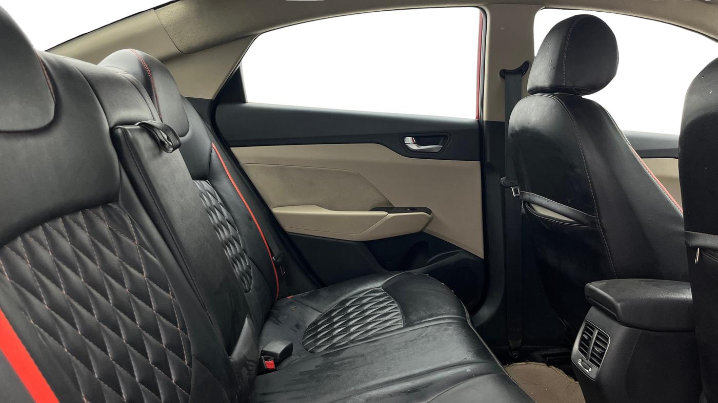 2019 Hyundai Verna 1.4 EX PETROL, Petrol, Manual, 89,110 km, Right Side Rear Door Cabin