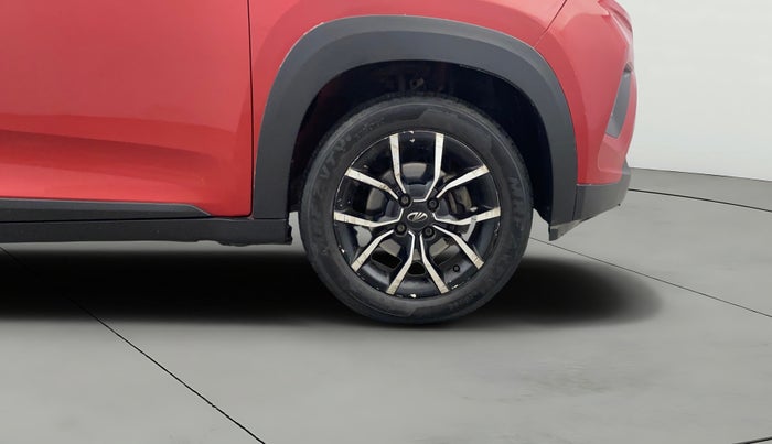 2017 Mahindra KUV 100 NXT K8 D 6 STR, Diesel, Manual, 84,353 km, Right Front Wheel