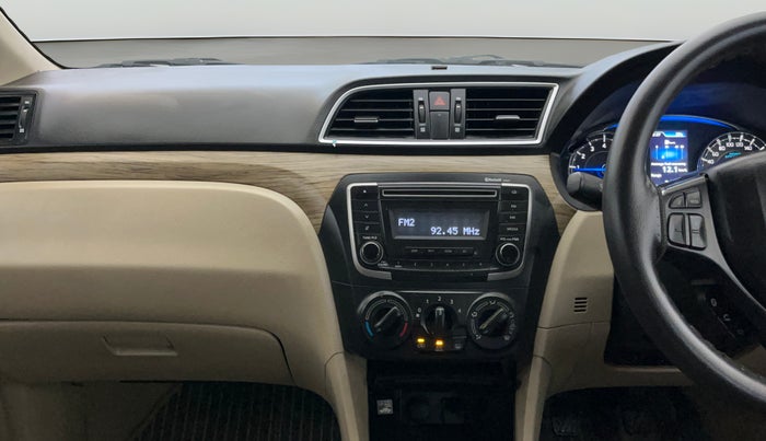 2019 Maruti Ciaz SIGMA 1.5 SHVS MT  PETROL, Petrol, Manual, 33,165 km, Air Conditioner