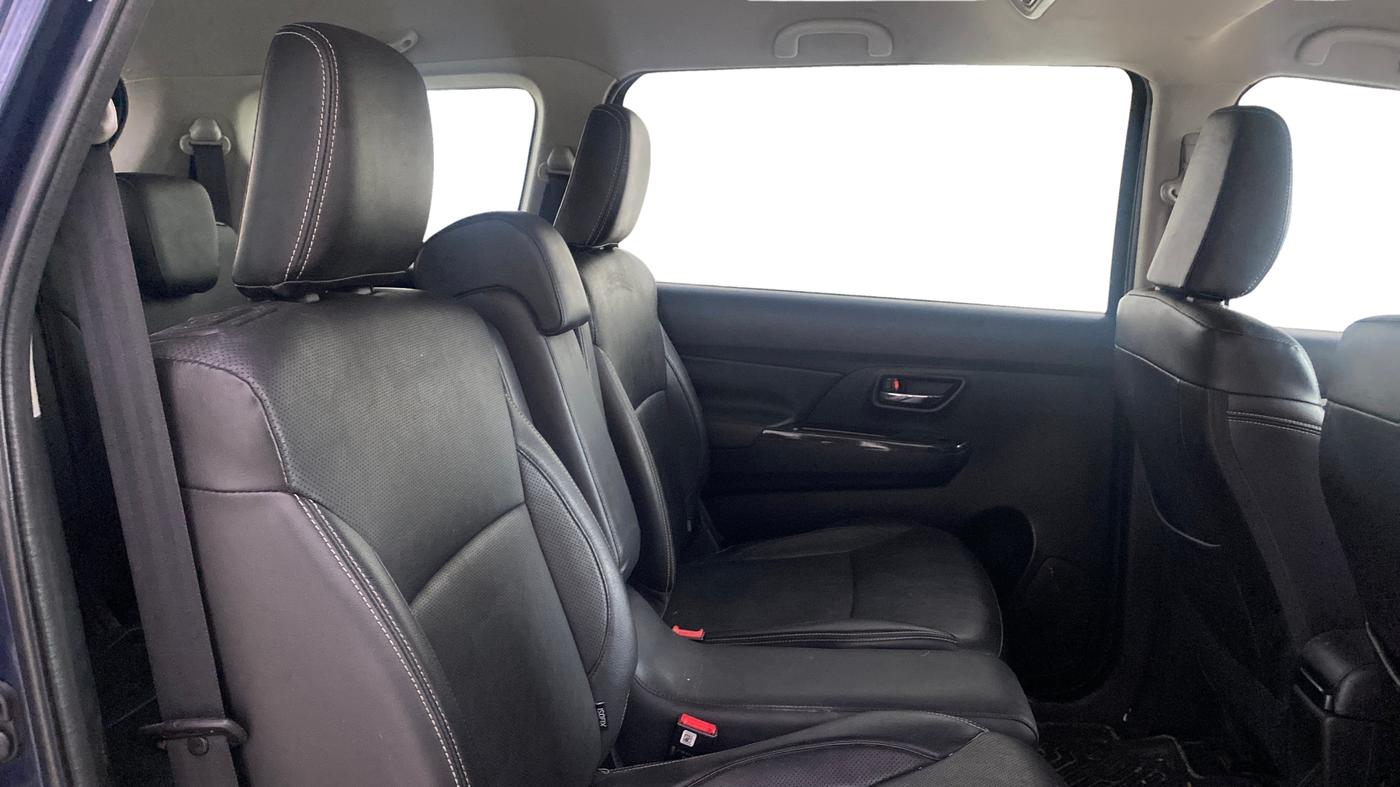 2022 Maruti XL6 ALPHA PLUS MT, Petrol, Manual, 57,745 km, Right Side Rear Door Cabin