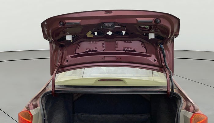 2014 Honda City 1.5L I-VTEC V MT, Petrol, Manual, 77,128 km, Boot Door Open