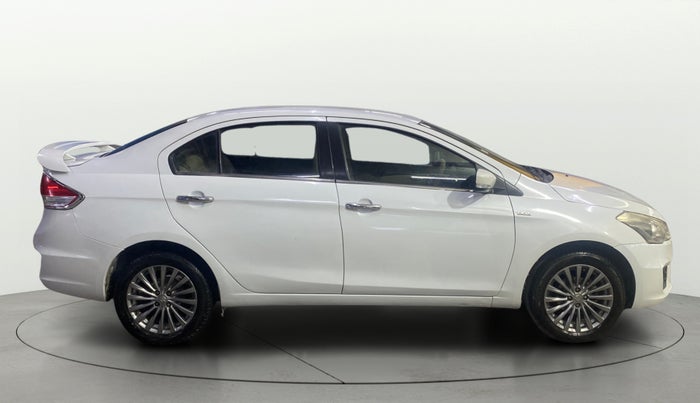 2017 Maruti Ciaz ALPHA DIESEL 1.3, Diesel, Manual, 86,235 km, Right Side View