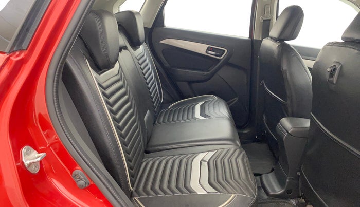 2017 Maruti Vitara Brezza ZDI PLUS DUAL TONE, Diesel, Manual, 1,29,768 km, Right Side Rear Door Cabin