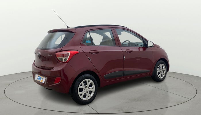 2016 Hyundai Grand i10 SPORTZ 1.2 KAPPA VTVT, Petrol, Manual, 78,273 km, Right Back Diagonal
