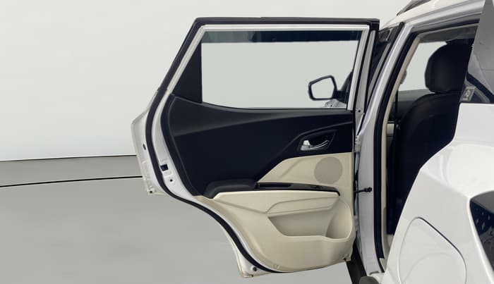 2024 Mahindra XUV 3XO AX5 1.2 L TCMPFI AT, Petrol, Automatic, 12,756 km, LHS Rear Door