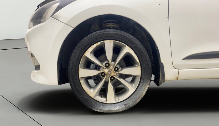 2016 Hyundai Elite i20 ASTA 1.4 CRDI (O), Diesel, Manual, 1,13,330 km, Left Front Wheel