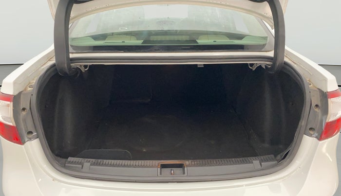 2014 Renault Fluence 1.5 E4, Diesel, Manual, 66,183 km, Boot Open Zoomed View