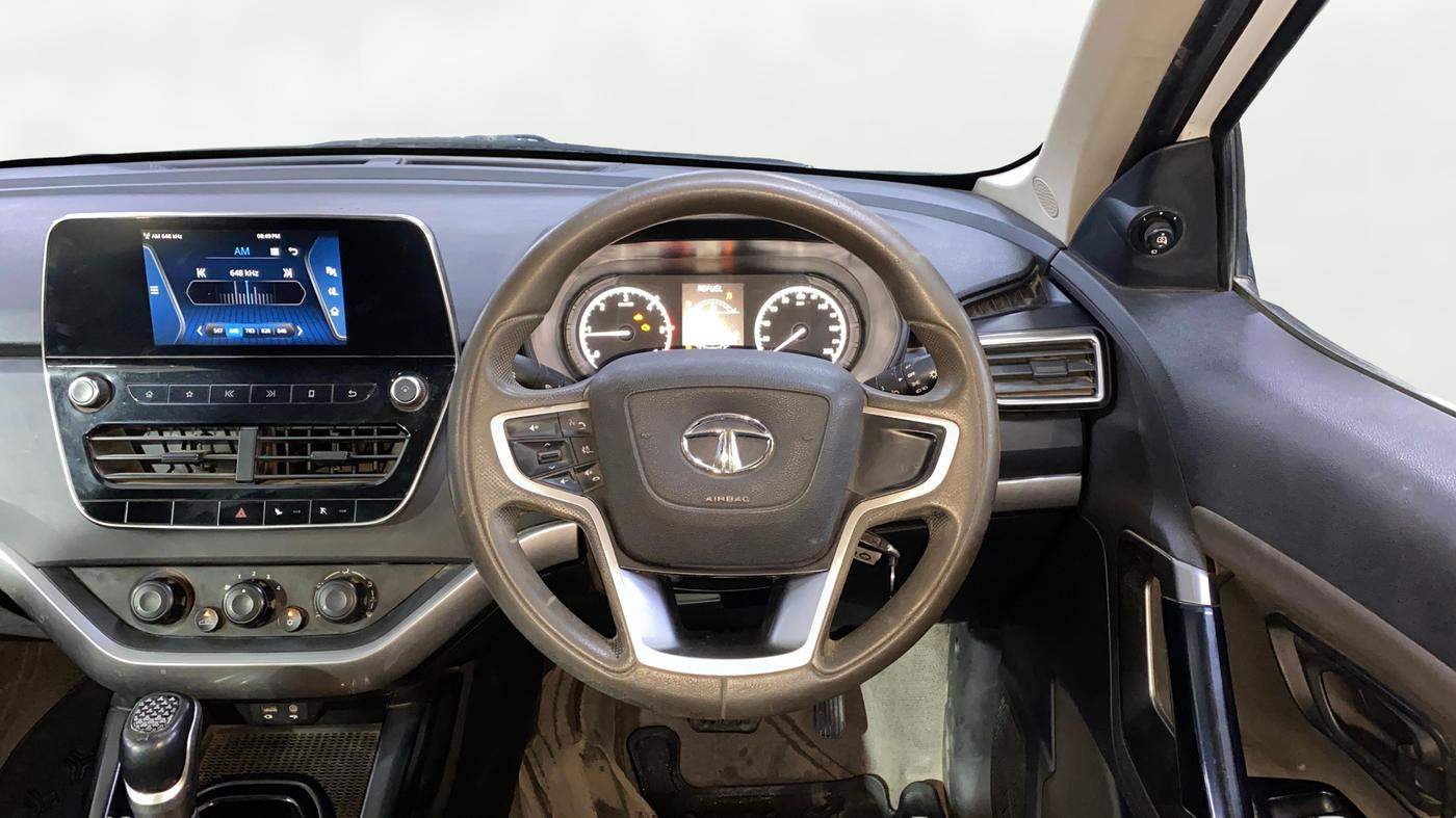 2022 Tata Harrier XMA SUNROOF 2.0L KRYOTEC, Diesel, Automatic, 1,20,097 km, Steering Wheel Close Up