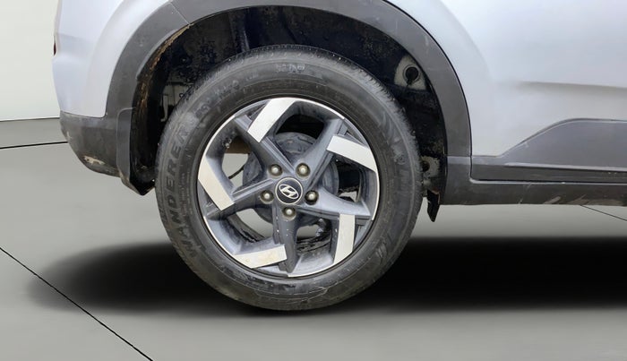 2020 Hyundai VENUE SX 1.0 TURBO, Petrol, Manual, 63,551 km, Right Rear Wheel