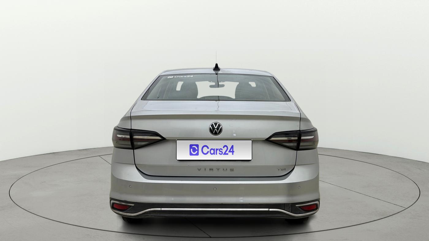 2022 Volkswagen VIRTUS TOPLINE TSI 1.0 MT, Petrol, Manual, 30,440 km, Back/Rear