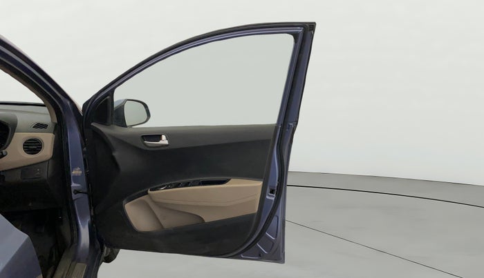 2015 Hyundai Xcent S 1.2, Petrol, Manual, 63,696 km, RHS Front Door