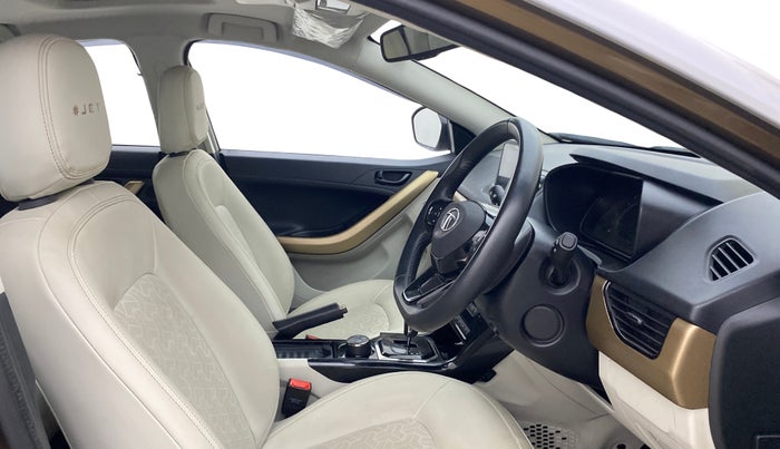 2022 Tata NEXON XZA PLUS (PREMIUM) PETROL JET, Petrol, Automatic, 16,873 km, Right Side Front Door Cabin