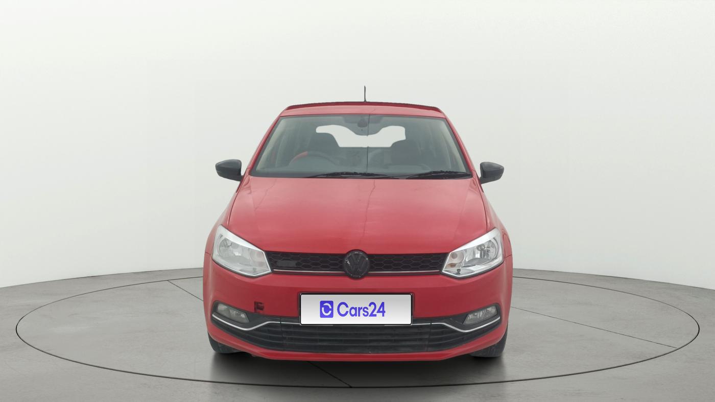 2016 Volkswagen Polo HIGHLINE1.5L, Diesel, Manual, 1,46,206 km, Front