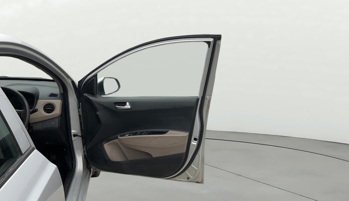 2017 Hyundai Grand i10 SPORTZ 1.2 KAPPA VTVT, Petrol, Manual, 36,339 km, RHS Front Door