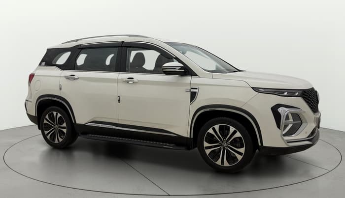 2022 MG HECTOR PLUS SHARP 2.0 DIESEL TURBO MT 6-STR, Diesel, Manual, 44,951 km, Right Front Diagonal