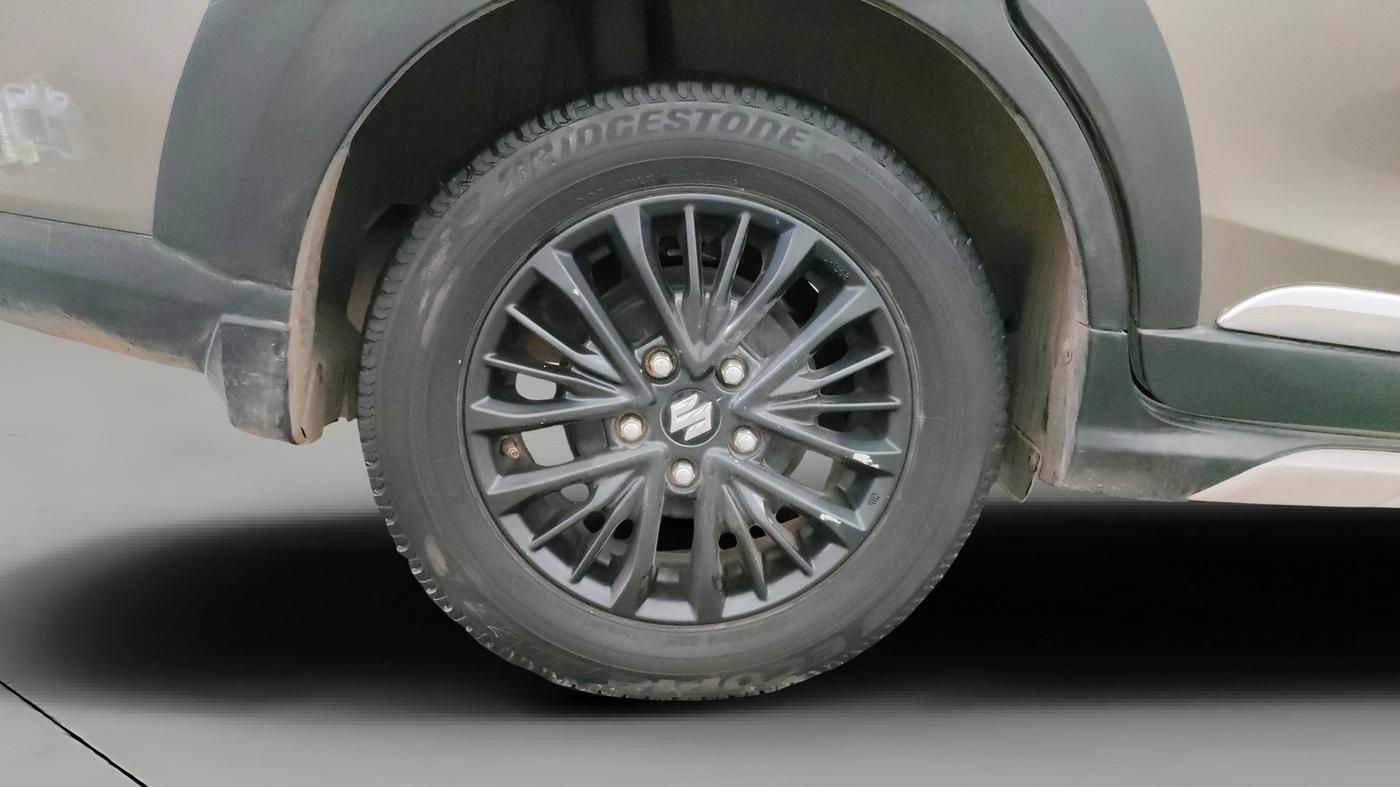 2021 Maruti XL6 ZETA AT, Petrol, Automatic, 39,650 km, Right Rear Wheel