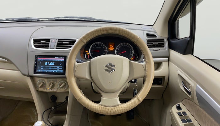 2015 Maruti Ertiga VXI CNG, CNG, Manual, 42,660 km, Steering Wheel Close Up