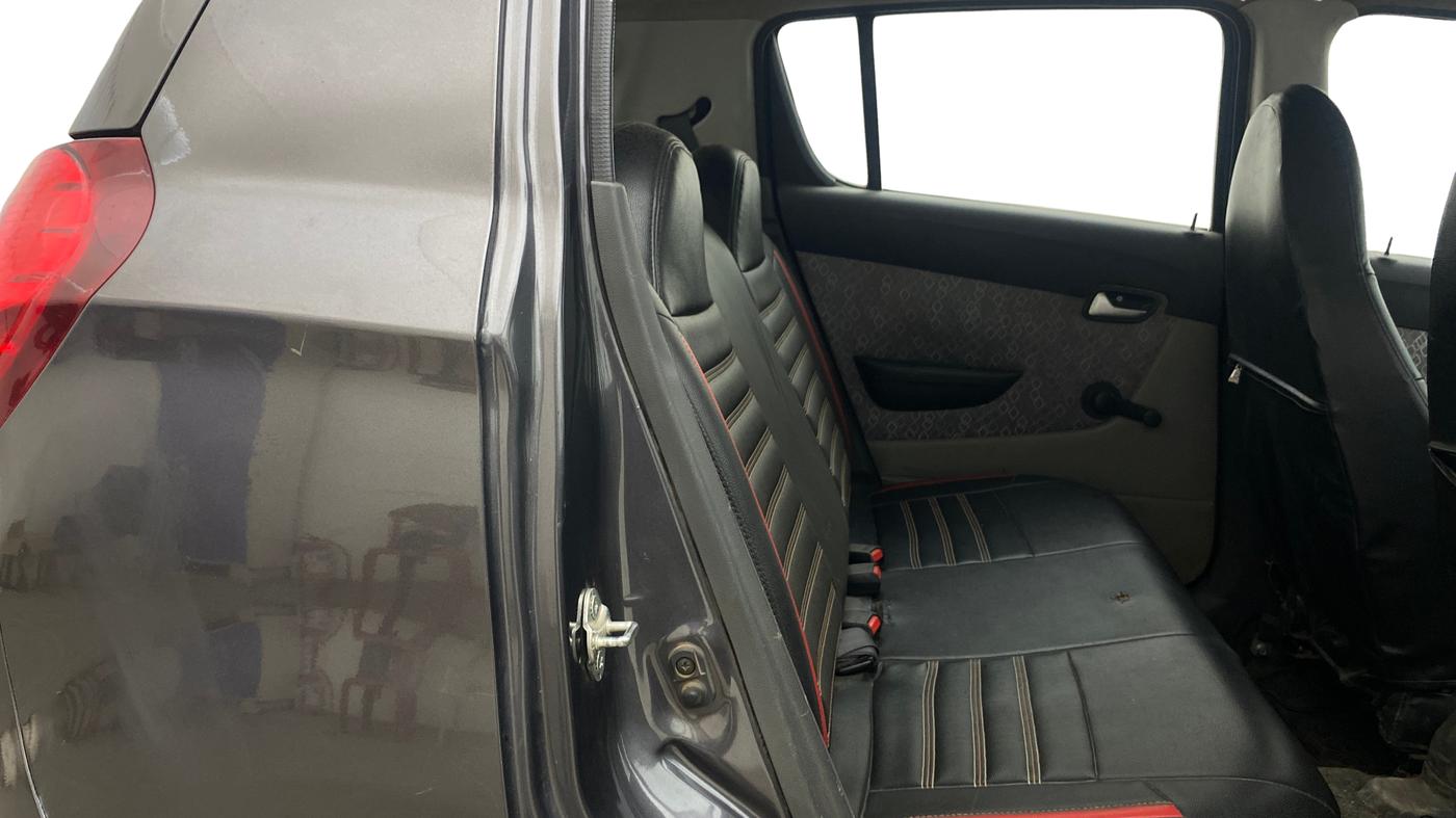 2016 Maruti Alto 800 VXI, Petrol, Manual, 87,762 km, Right Side Rear Door Cabin