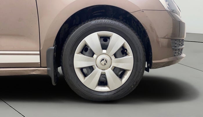 2020 Skoda Rapid ACTIVE 1.0 TSI, Petrol, Manual, 38,988 km, Right Front Wheel