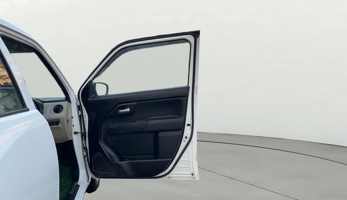 2022 Maruti New Wagon-R VXI (O) 1.0, Petrol, Manual, 34,215 km, RHS Front Door