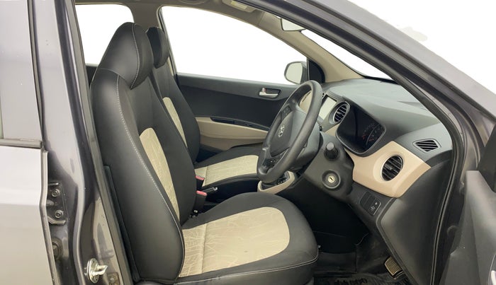 2017 Hyundai Grand i10 SPORTZ (O) AT 1.2 KAPPA VTVT, Petrol, Automatic, 23,602 km, Right Side Front Door Cabin