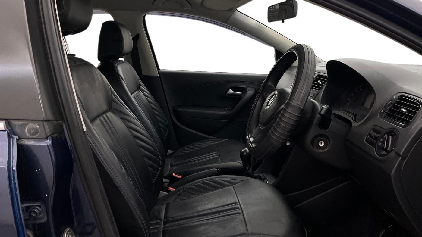 2015 Volkswagen Polo TRENDLINE 1.2L PETROL, Petrol, Manual, 63,722 km, Right Side Front Door Cabin