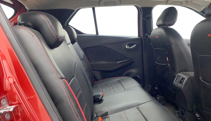 2019 Nissan Kicks XL 1.5, Petrol, Manual, 75,945 km, Right Side Rear Door Cabin