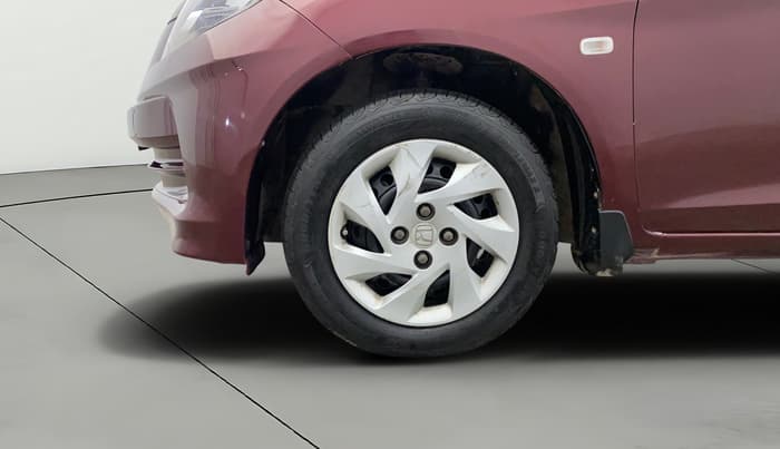 2013 Honda Amaze 1.5L I-DTEC S, Diesel, Manual, 93,477 km, Left Front Wheel
