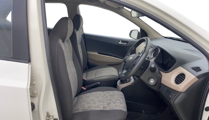 2014 Hyundai Xcent S 1.2, Petrol, Manual, 1,33,901 km, Right Side Front Door Cabin