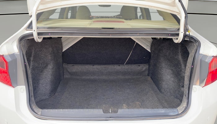 2016 Honda City 1.5L I-VTEC VX CVT, Petrol, Automatic, 45,716 km, Boot Open Zoomed View