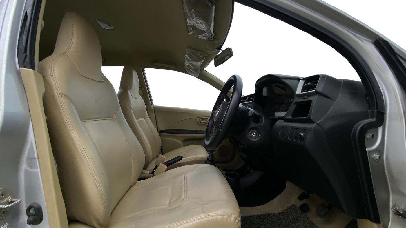 2017 Honda Brio S MT, Petrol, Manual, 64,200 km, Right Side Front Door Cabin